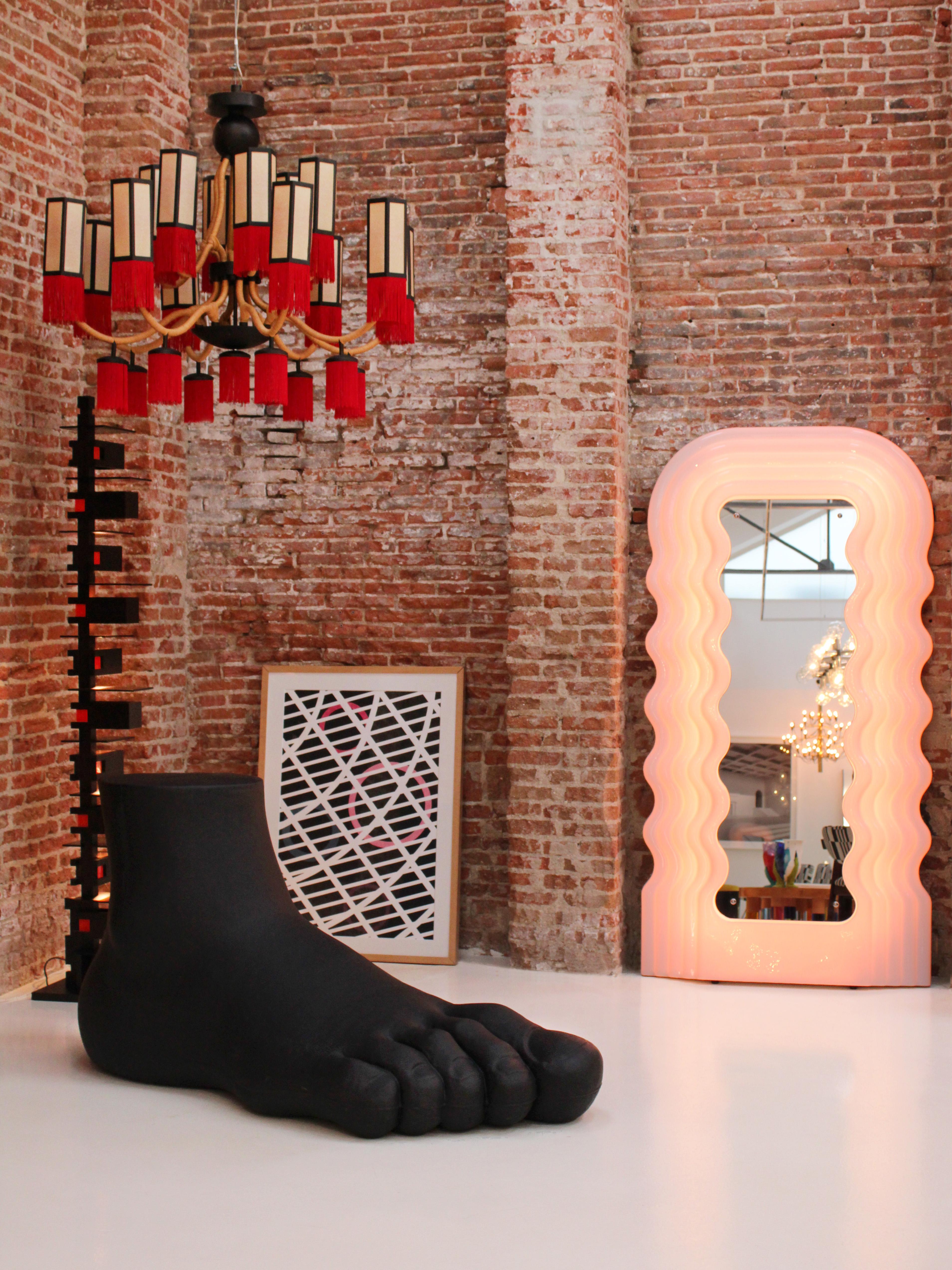 Ettore Sottsass Perplex and Pink Neon Lamp 