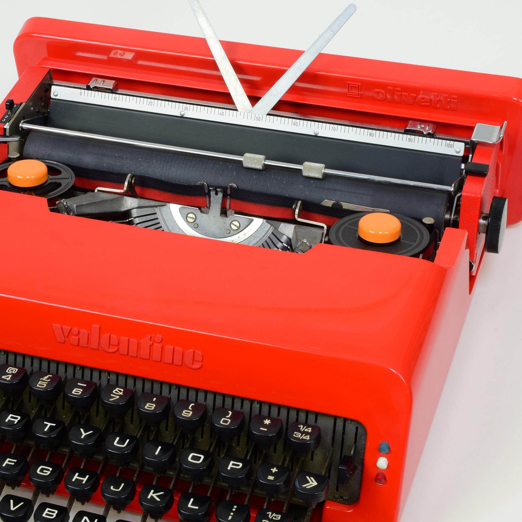 Plastic Ettore Sottsass & Perry A. King, Valentine Portable Typewriter for Olivetti 1968