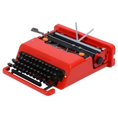 Ettore Sottsass & Perry A. King, Valentine Portable Typwriter für Olivetti 1968