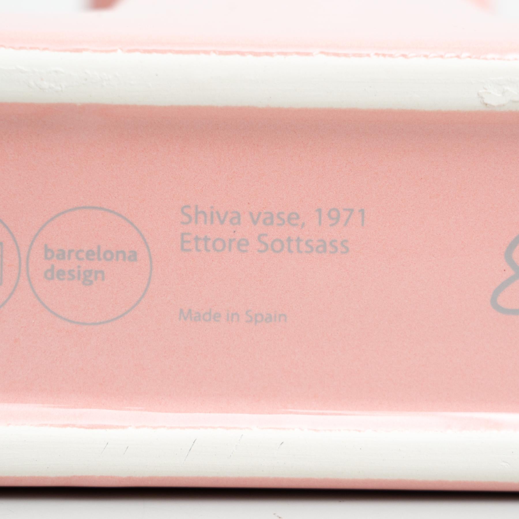 Ettore Sottsass Pink Ceramic Shiva Flower Vase, by BD Barcelona For Sale 8