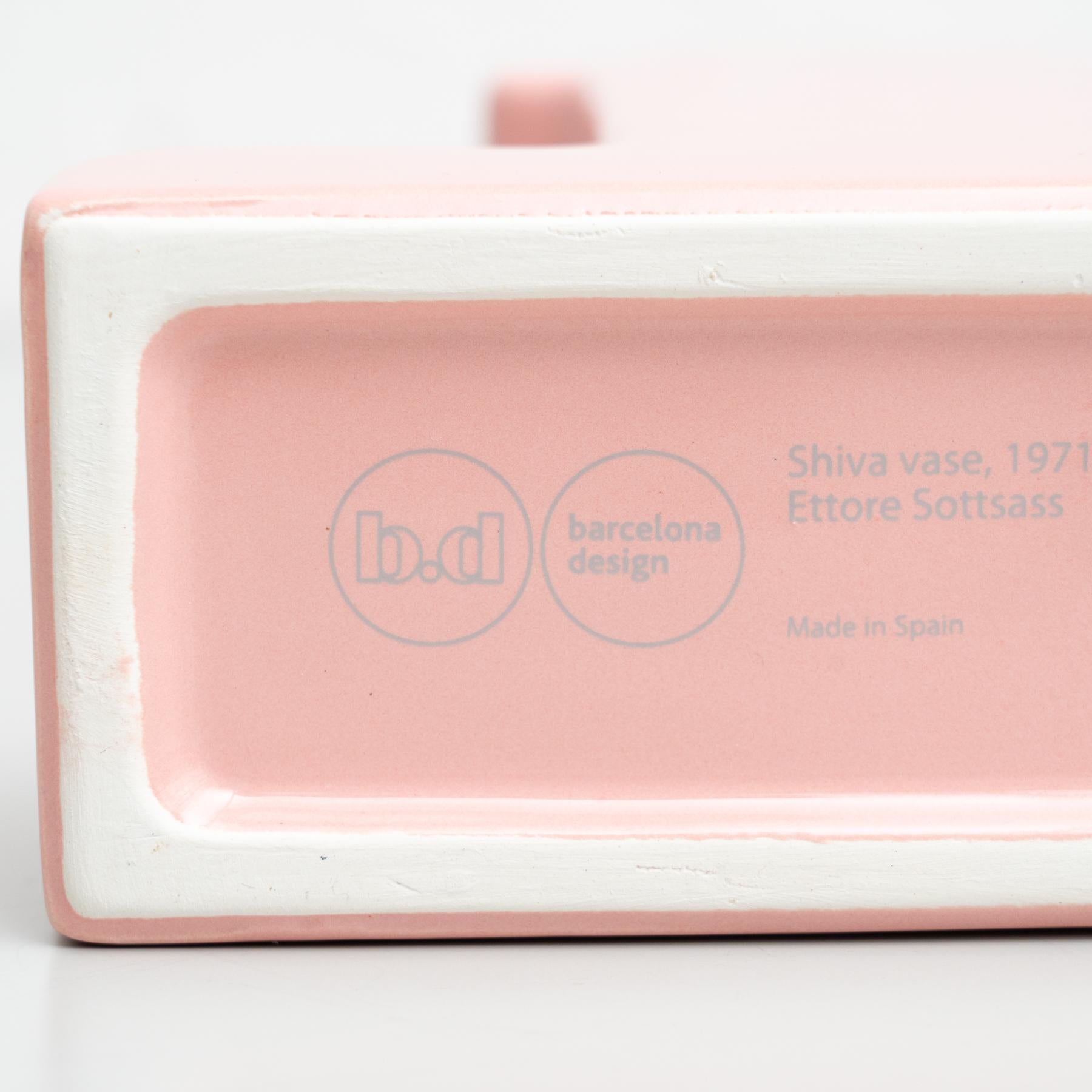 Ettore Sottsass Pink Ceramic Shiva Flower Vase, by BD Barcelona For Sale 10