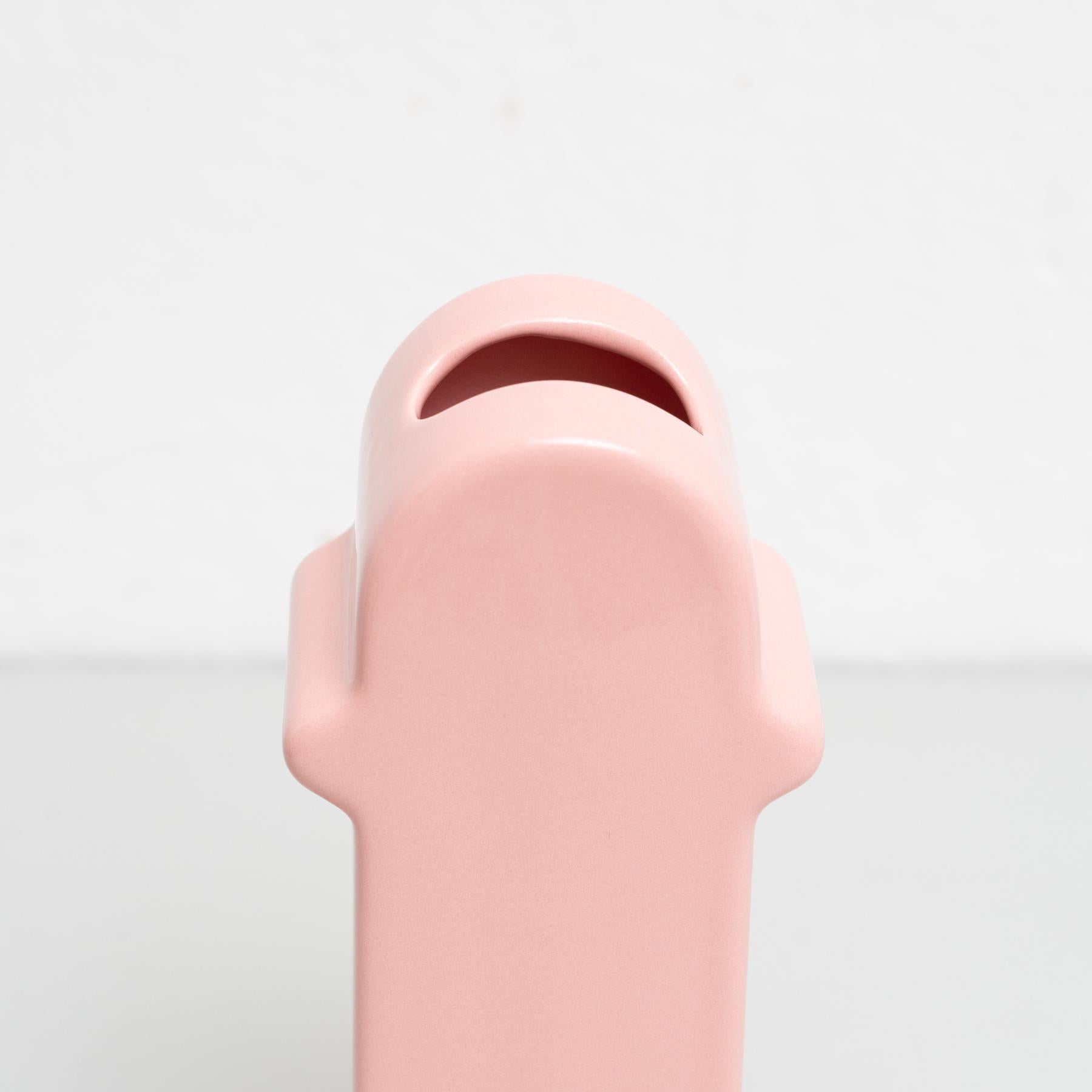 Vaso di fiori Shiva in ceramica rosa di Ettore Sottsass in vendita 3