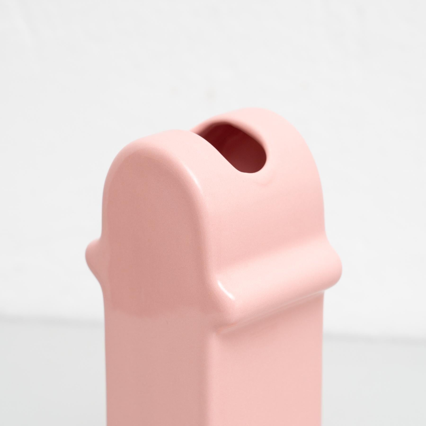 Vaso di fiori Shiva in ceramica rosa di Ettore Sottsass in vendita 5