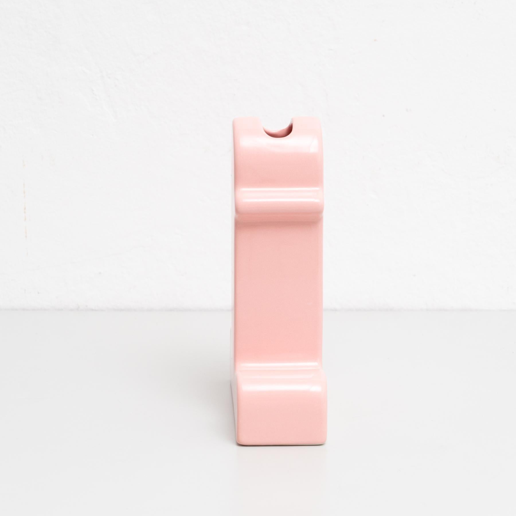 Vaso di fiori Shiva in ceramica rosa di Ettore Sottsass In condizioni buone in vendita a Barcelona, Barcelona