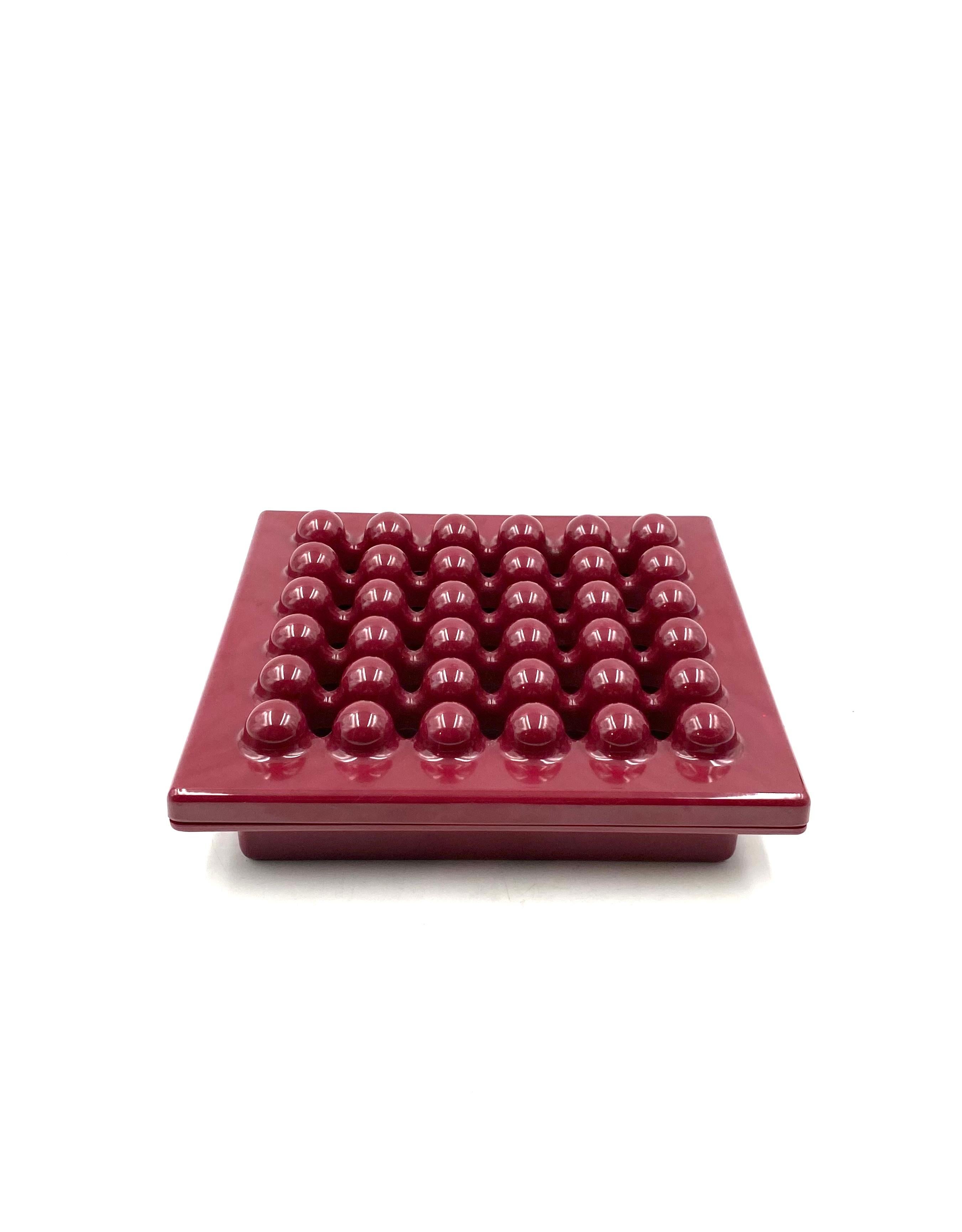 Late 20th Century Ettore Sottsass, red big ashtray, Olivetti Synthesis, Sistema 45 series, 1971 For Sale
