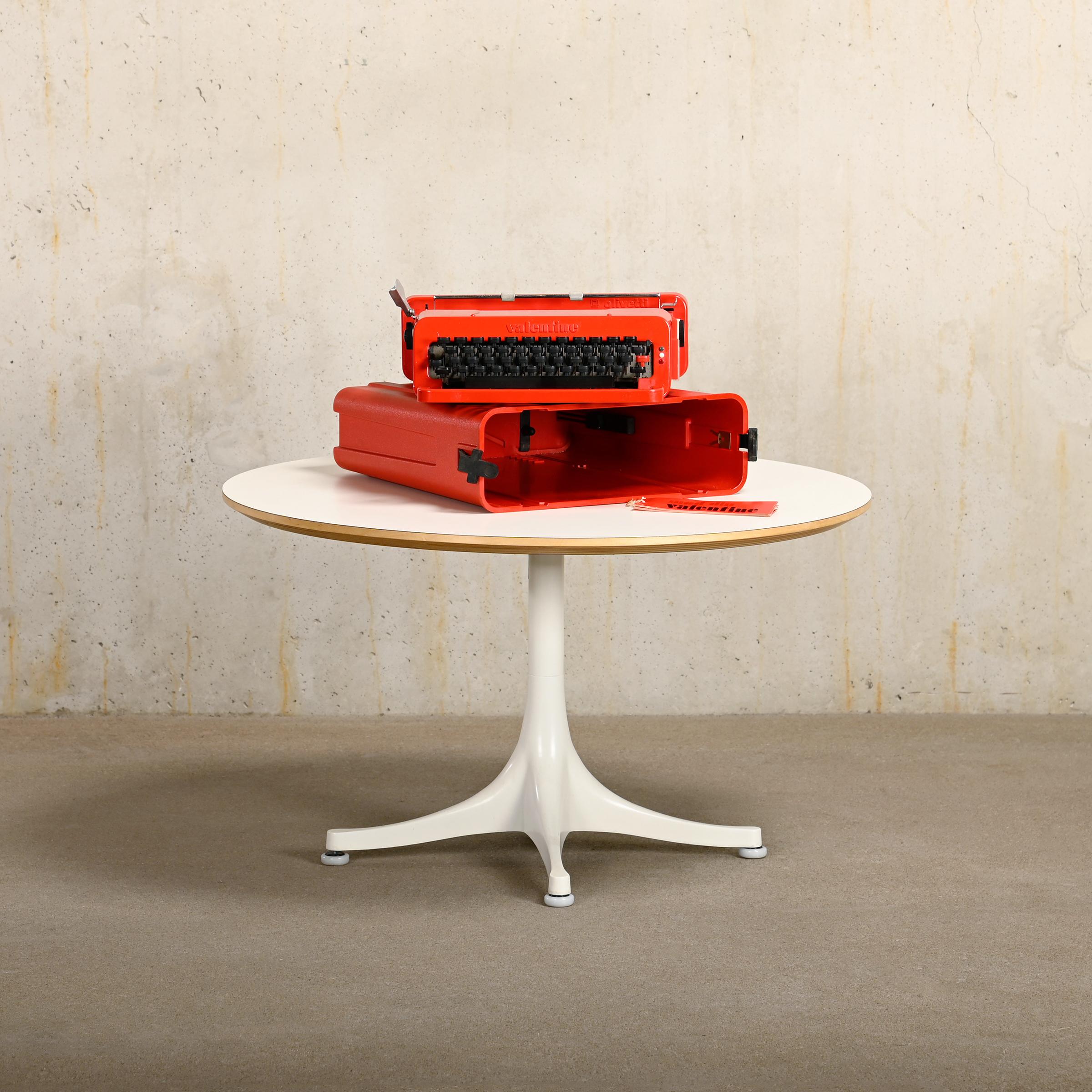Iconic Valentine typewriter designed by Ettore Sottsass and Peter King for Olivetti. The typewriter is included in the permanent collection of the MoMa as an excellent example of industrial design. Good original and in working condition with minimal