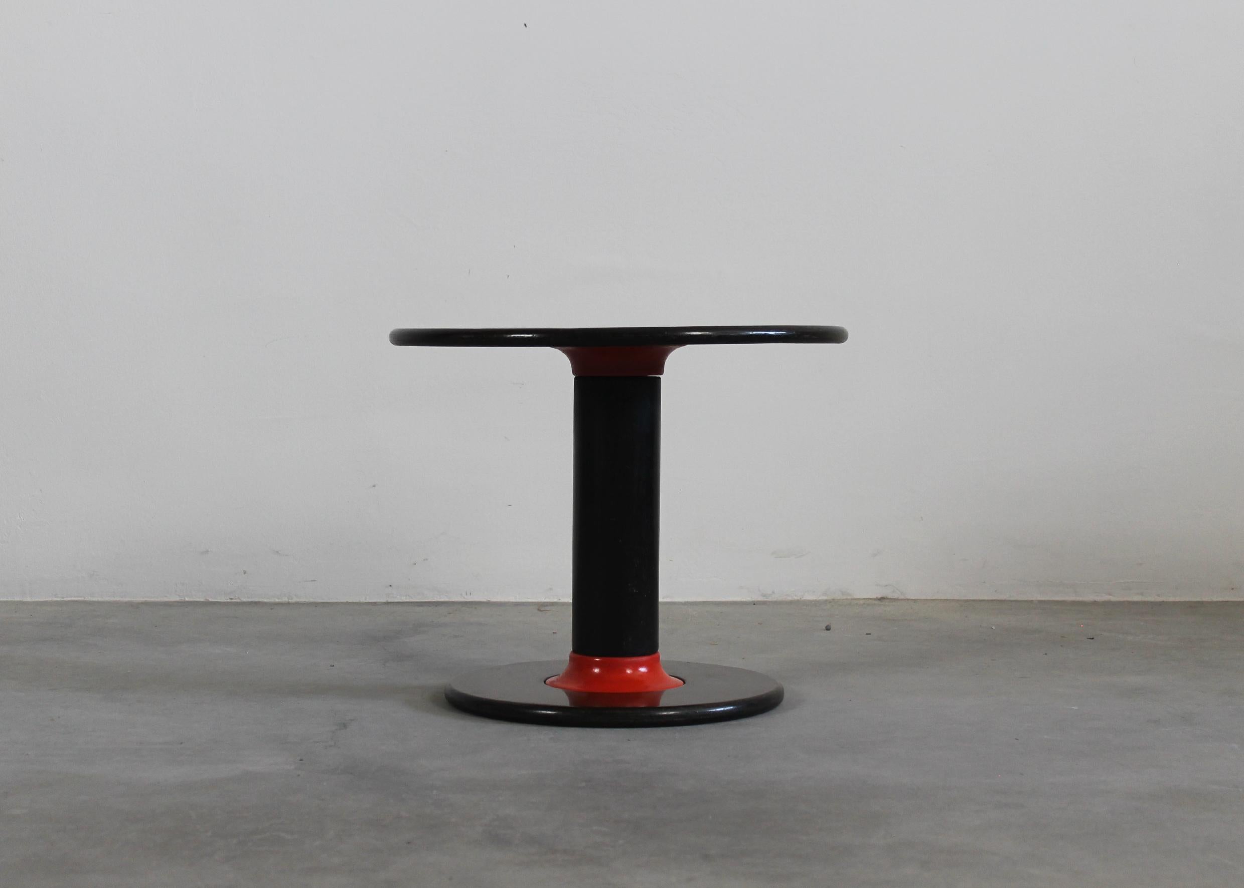 Post-Modern Ettore Sottsass Rocchetto Round Side Table in Walnut Wood by Poltronova 1964  For Sale