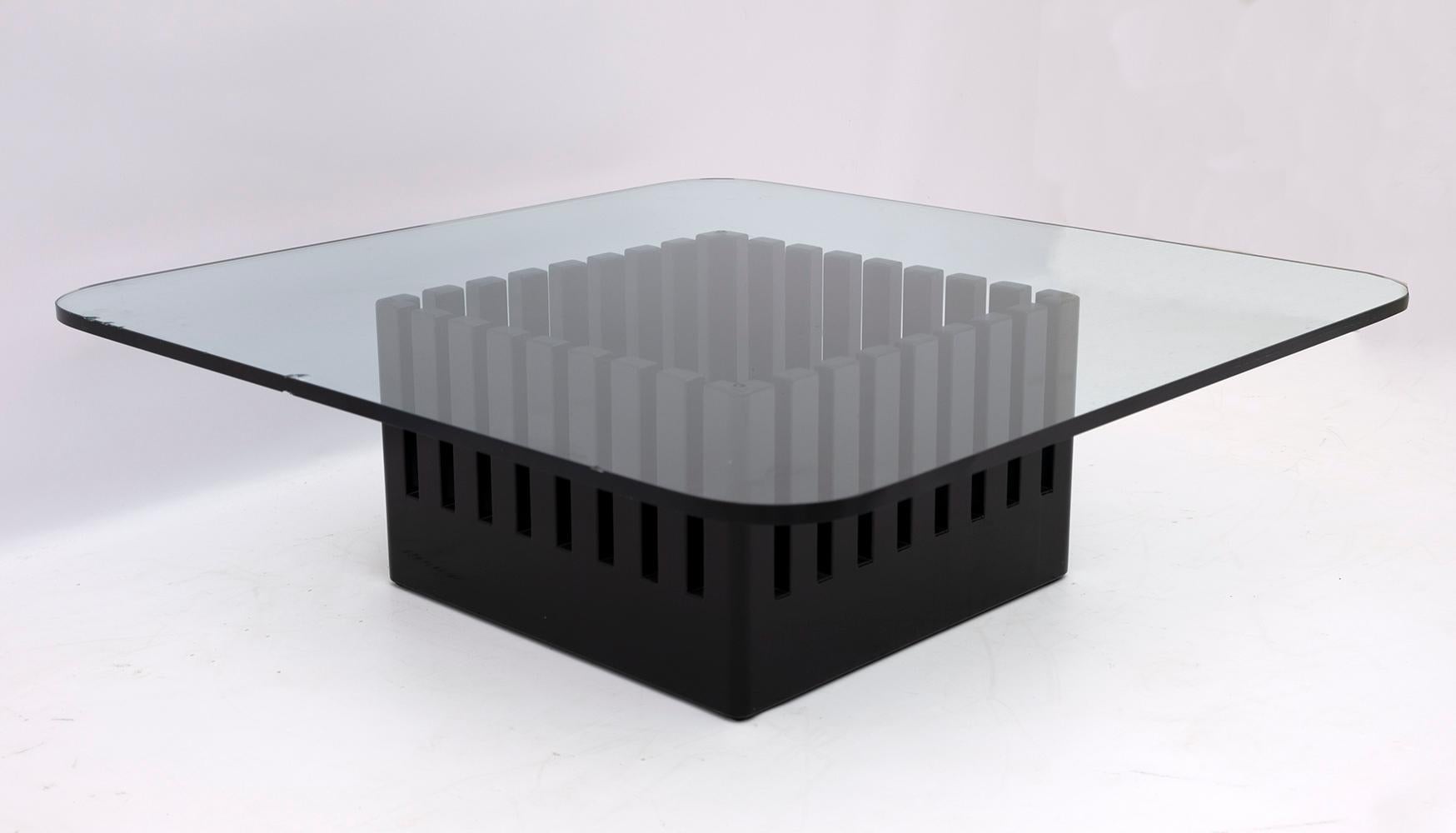 Late 20th Century Ettore Sottsass Style Postmodern Crystal and Lacquered Wood Coffee Table, 1980s