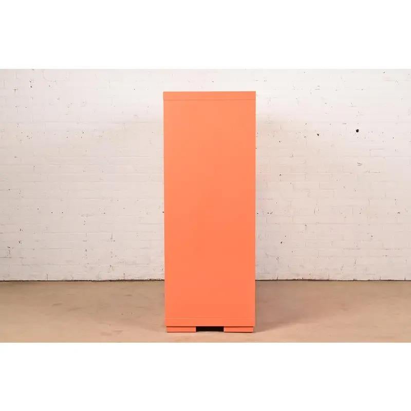 Ettore Sottsass Style Postmodern Magenta and Orange Lacquered Cabinet For Sale 4