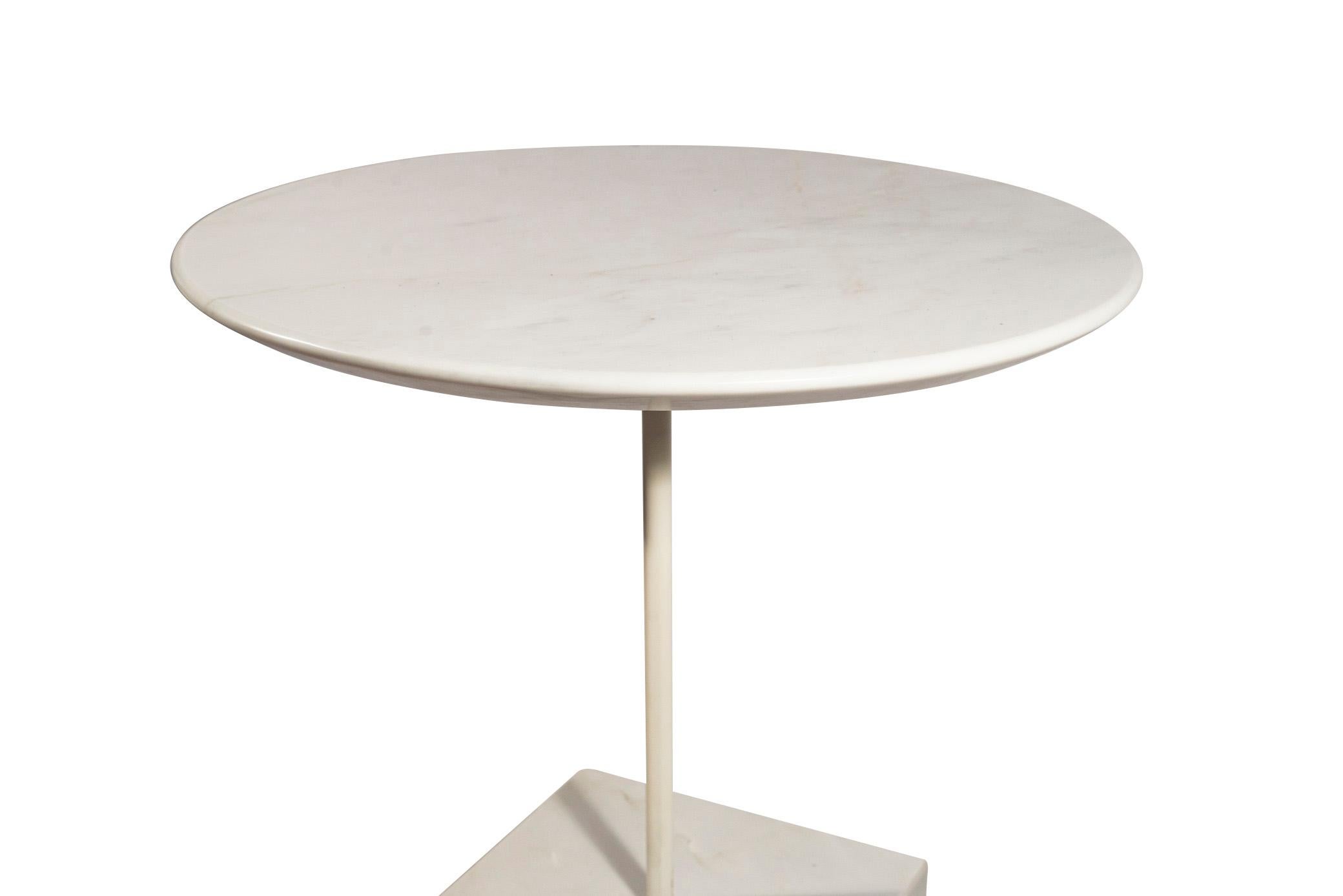 Ettore Sottsass,
Table,
Carrara marble, lacquered metal,
Italy, circa 1990.

Measures: Height 54.5 cm, diameter 50 cm.