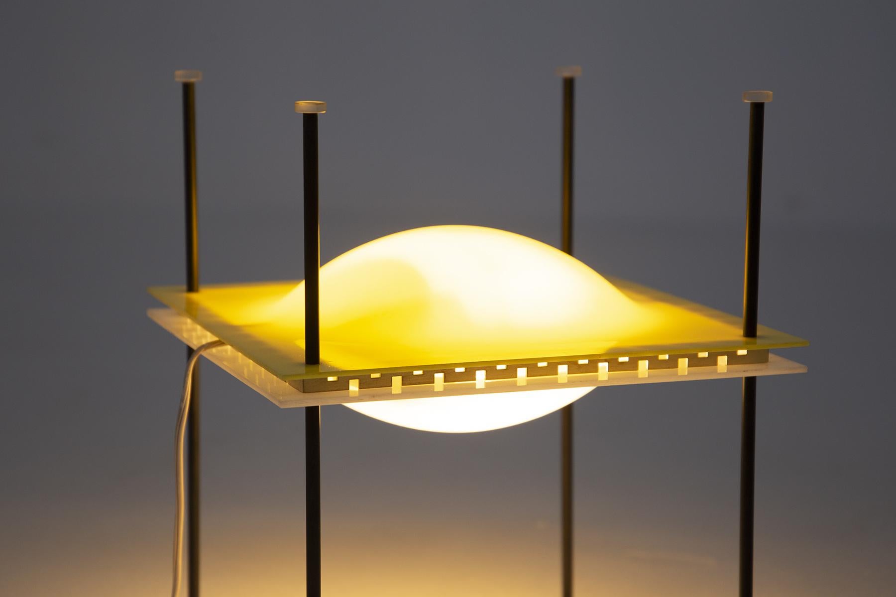 Ettore Sottsass Table Lamp Ufo for Arredoluce in Yellow and White Plexiglass 6