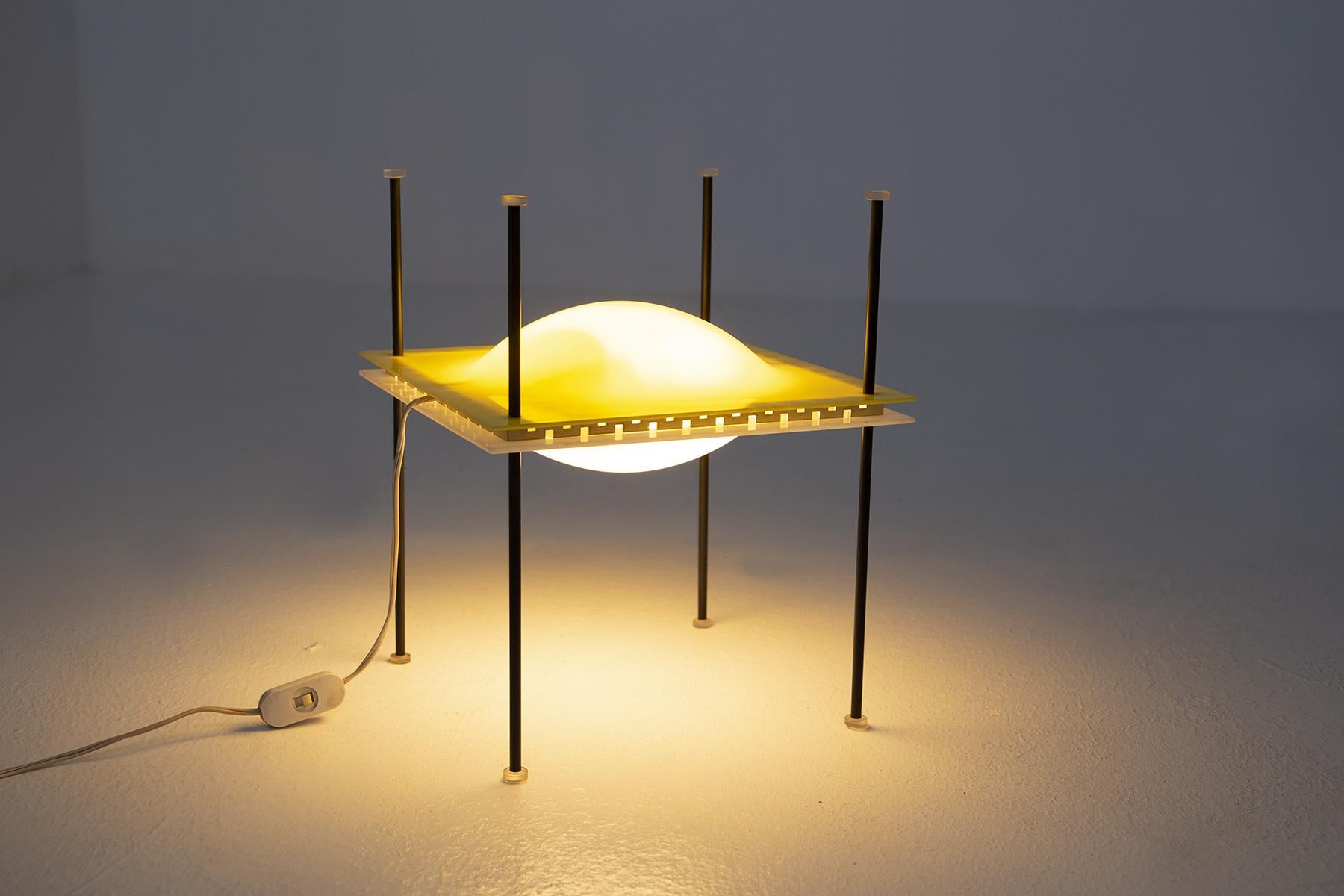 Ettore Sottsass Table Lamp Ufo for Arredoluce in Yellow and White Plexiglass 8