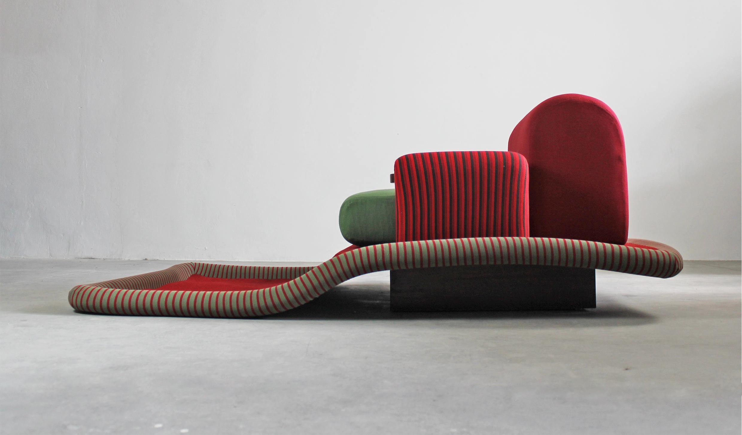 Italian Ettore Sottsass Flying Carpet Armchair by Bedding Brevetti 1970s Italy For Sale