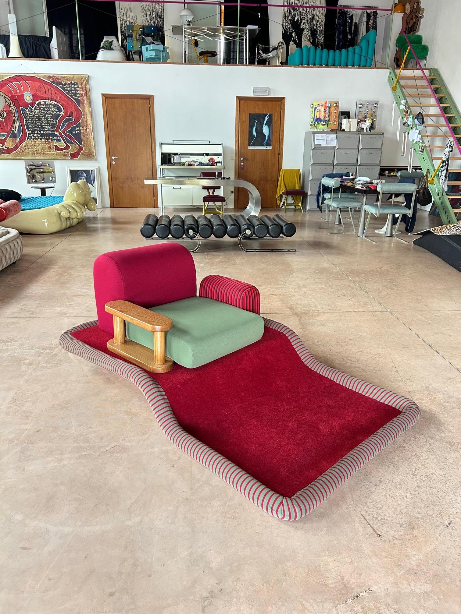 Ettore Sottsass Tappeto Volante - Flying Carper Sessel für Bedding Brevetti im Zustand „Gut“ im Angebot in Padova, IT
