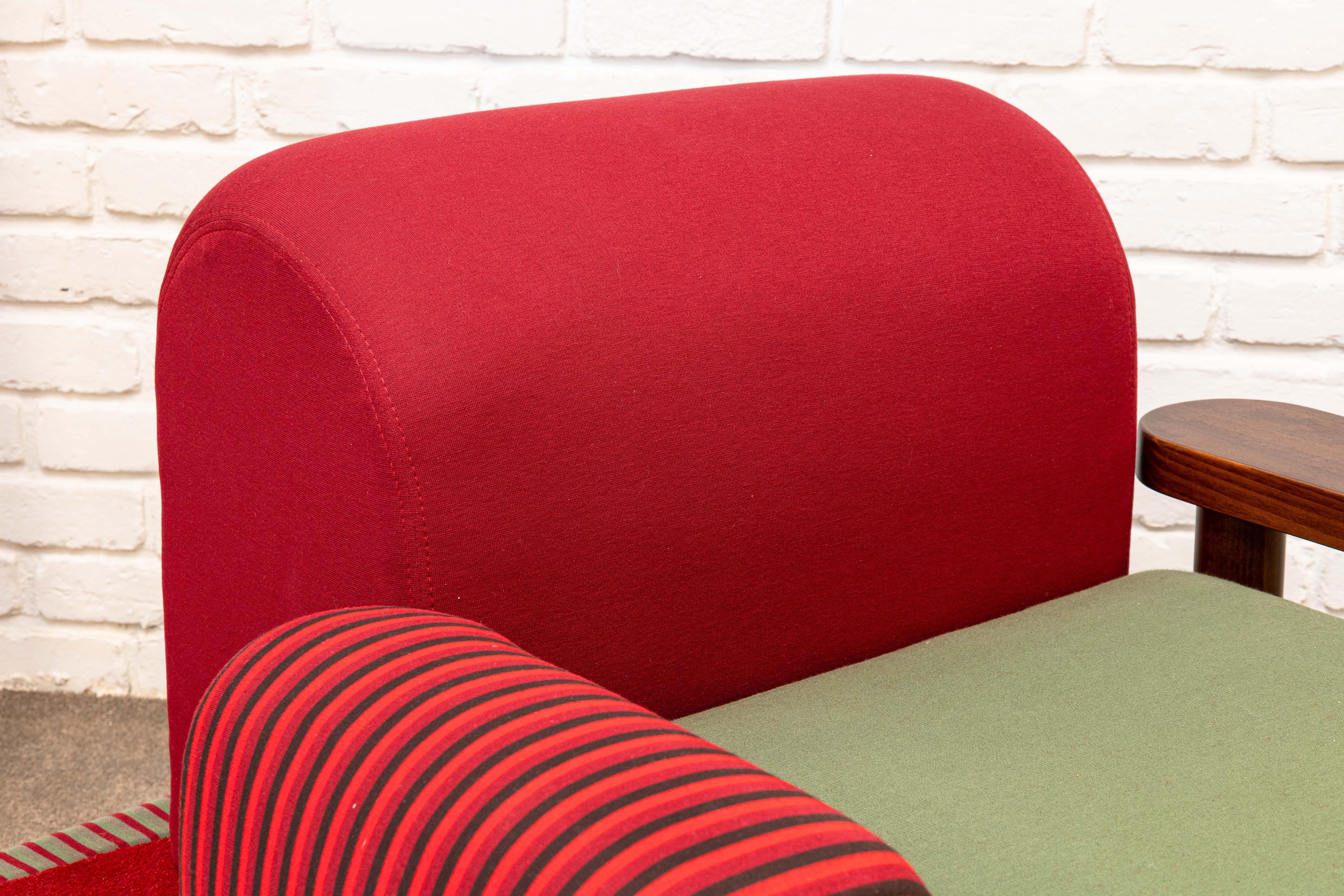 Late 20th Century Ettore Sottsass Tappeto Volante Flying Carpet Chair Bedding Brevetti Italy 1972 For Sale
