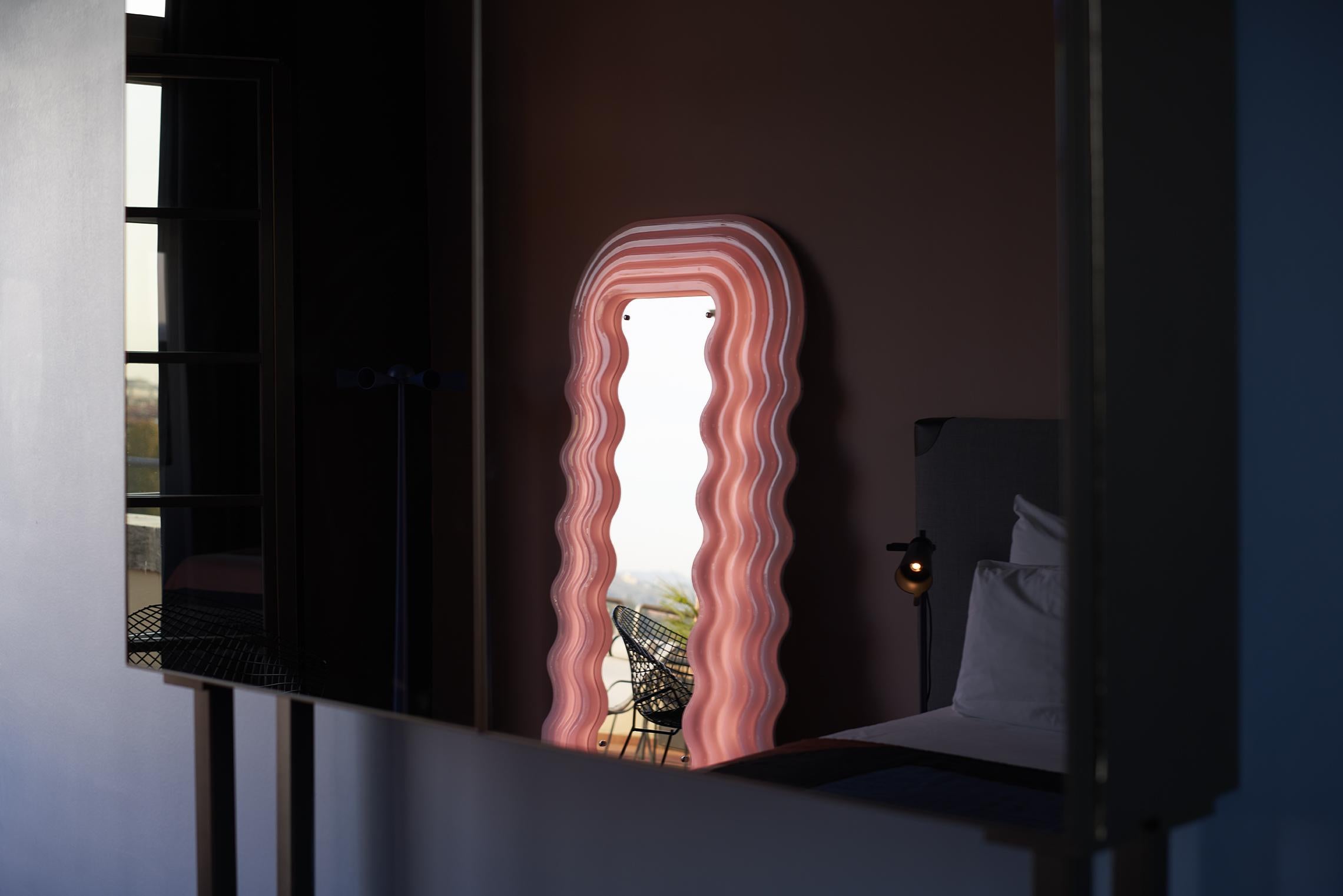 Glass Ultrafragola Mirror/Lamp by Ettore Sottsass for Poltronova, Italy For Sale