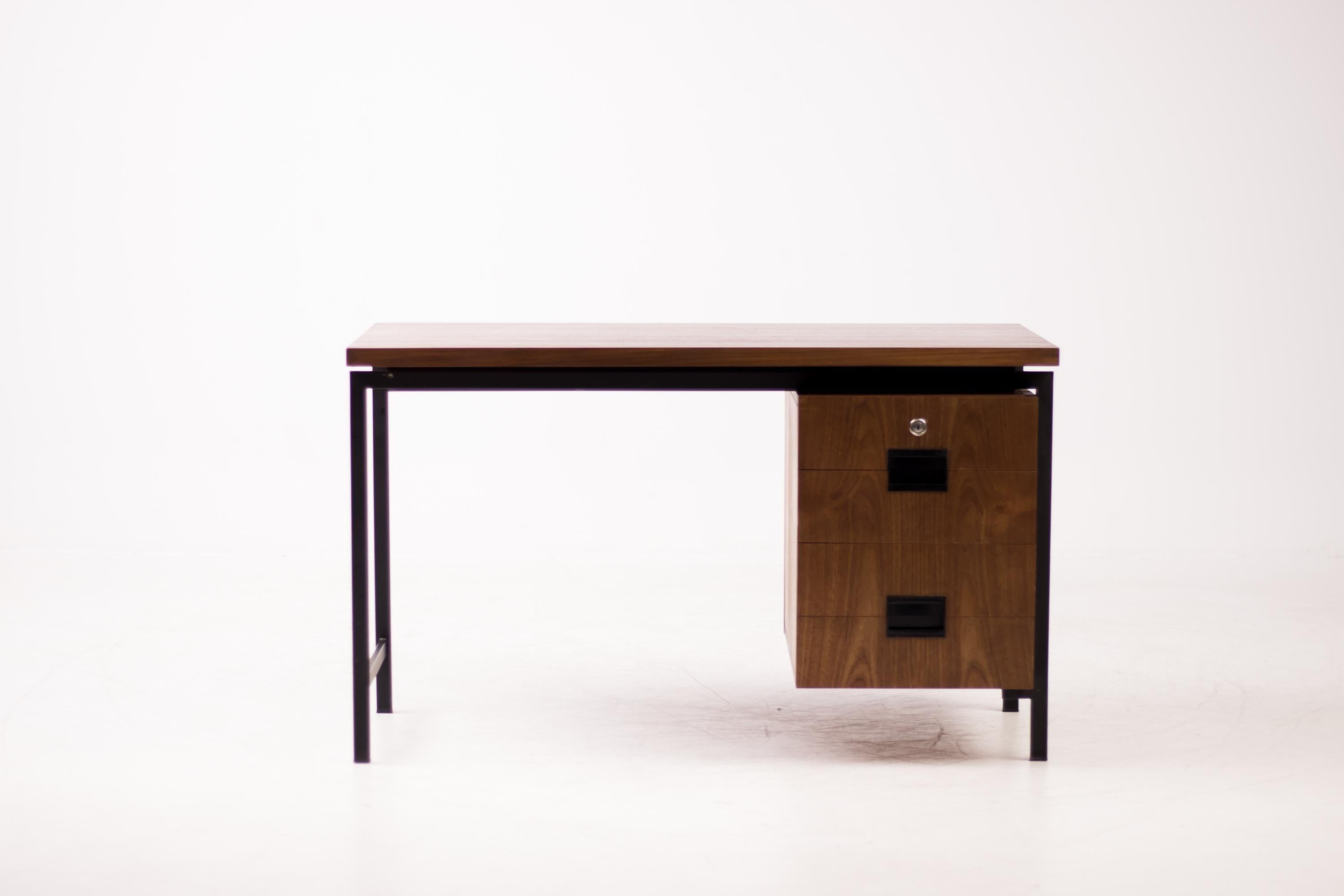 EU-01 Desk by Cees Braakman 2