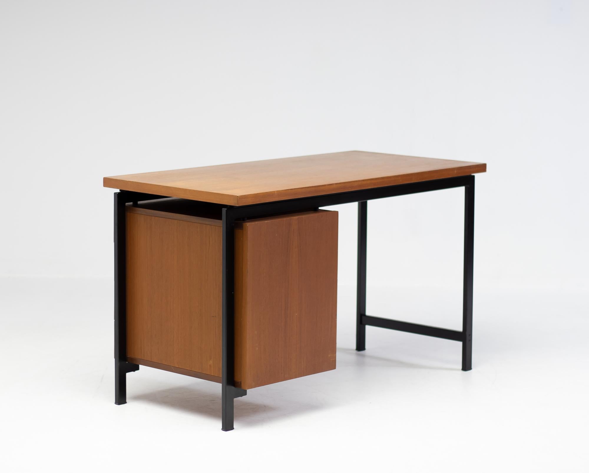 EU-01 Desk by Cees Braakman In Good Condition In Dronten, NL