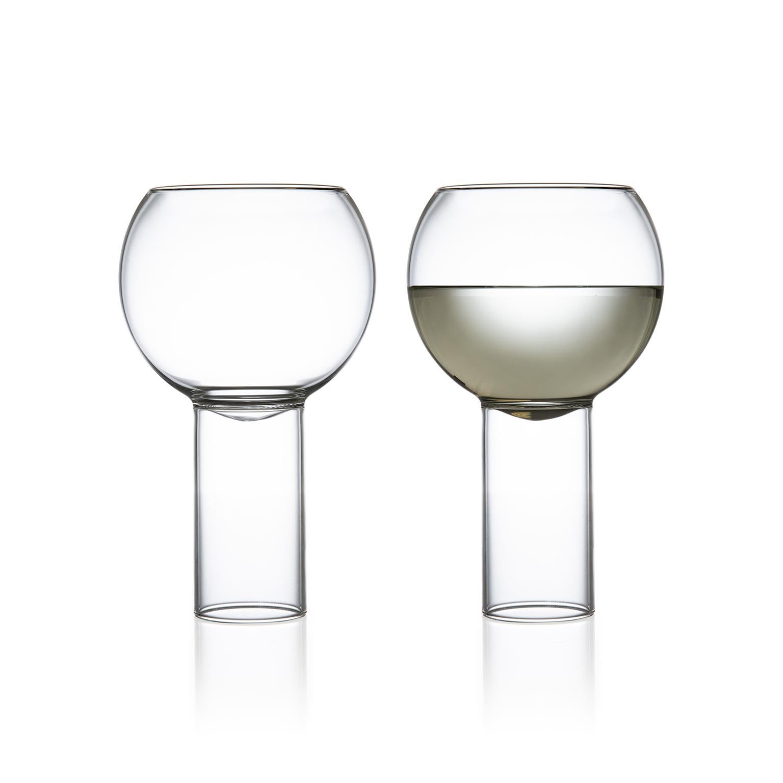 Tulip tall medium - set of two

This item is also available in the US.

The Tulip collection was inspired by the small bistro wine glasses found in European bars and cafes. The bowl of the glass sits down into the cylindrical stem, highlighting