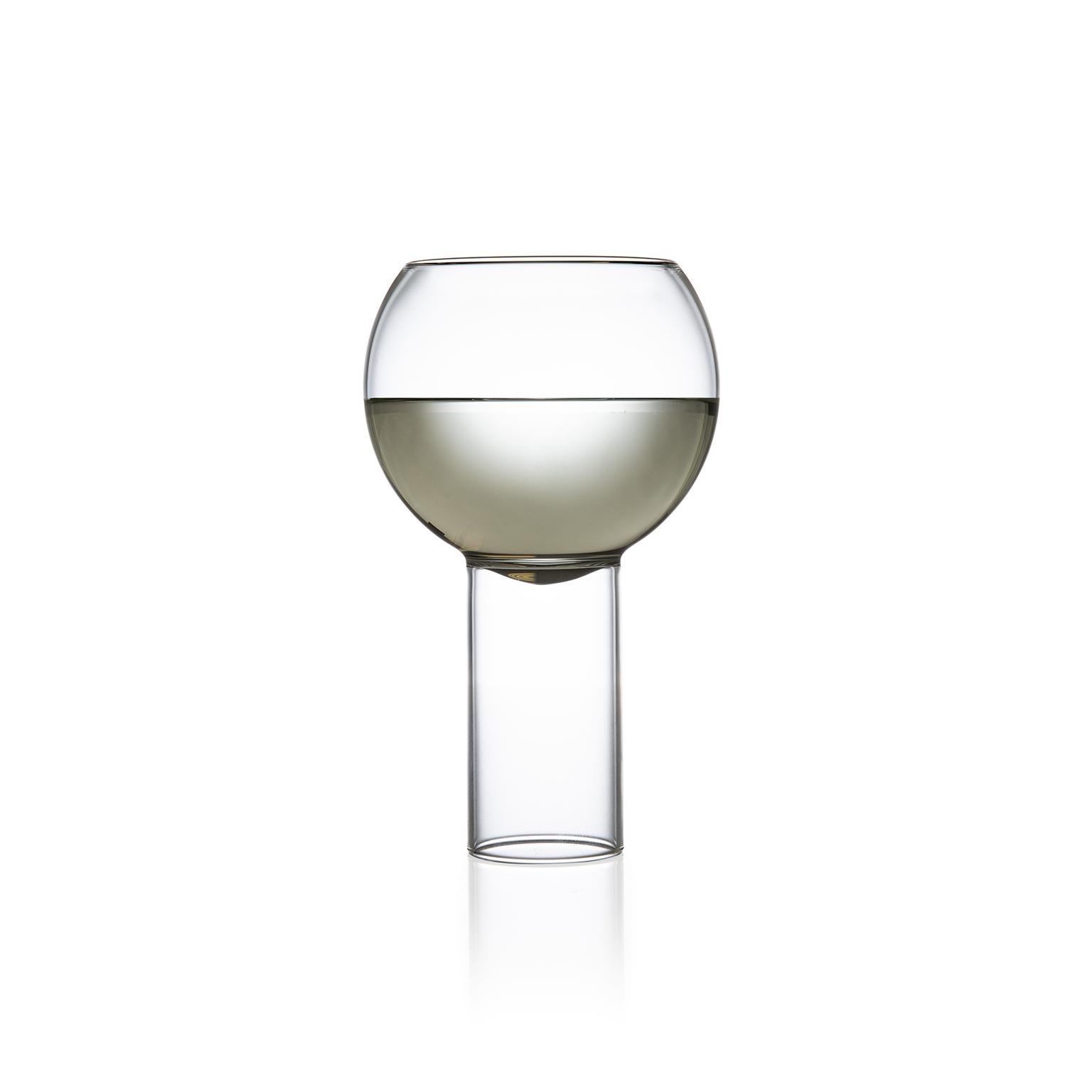Hand-Crafted EU Clients Pair of Czech Contemporary Tulip Tall Medium Wine Glasses, in Stock