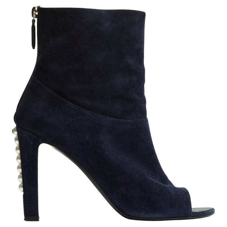 Chanel Boots Fancy pearls and navy suede open toe ankle