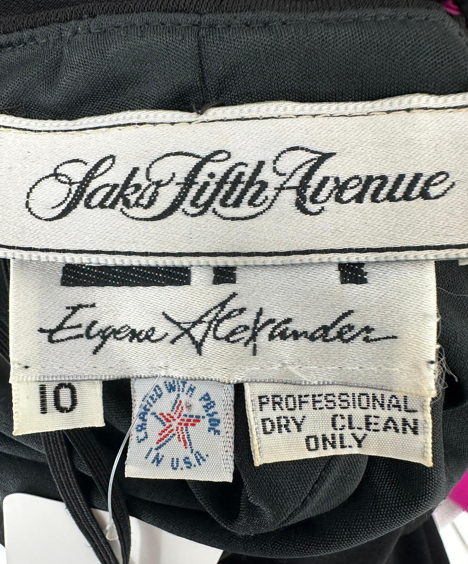 Eugene Alexander Robe asymétrique drapée en jersey noir avec épaule florale 1980 en vente 11