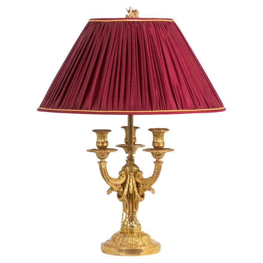 Eugène Bazart Paris. Lampe bouillotte en bronze doré Circa 1880. en vente