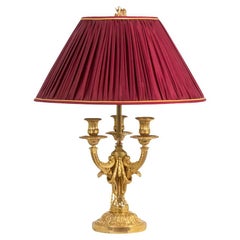 Eugène Bazart Paris. Lampe Bouillotte aus vergoldeter Bronze. Um 1880.