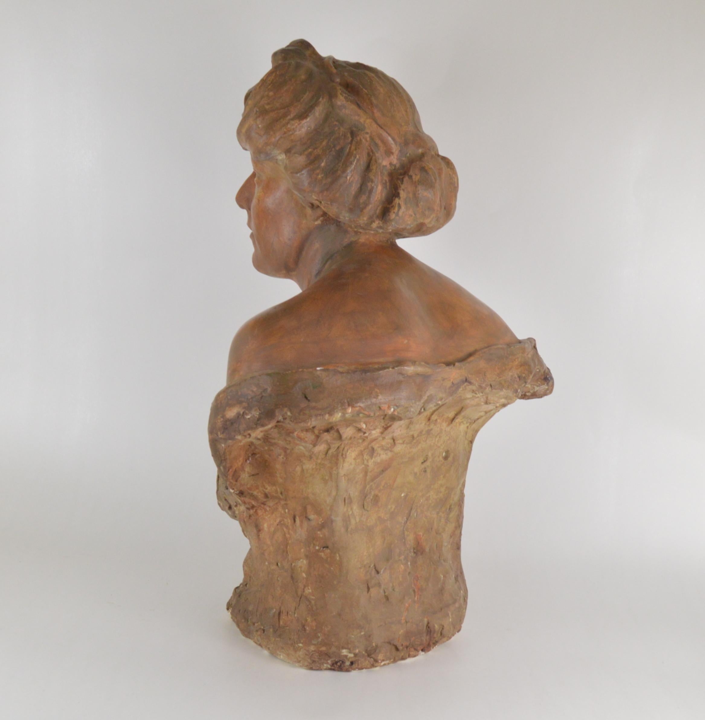 Eugène Canneel Sculpture Buste of a Woman Patinated Plaster In Good Condition For Sale In Brussels, BE