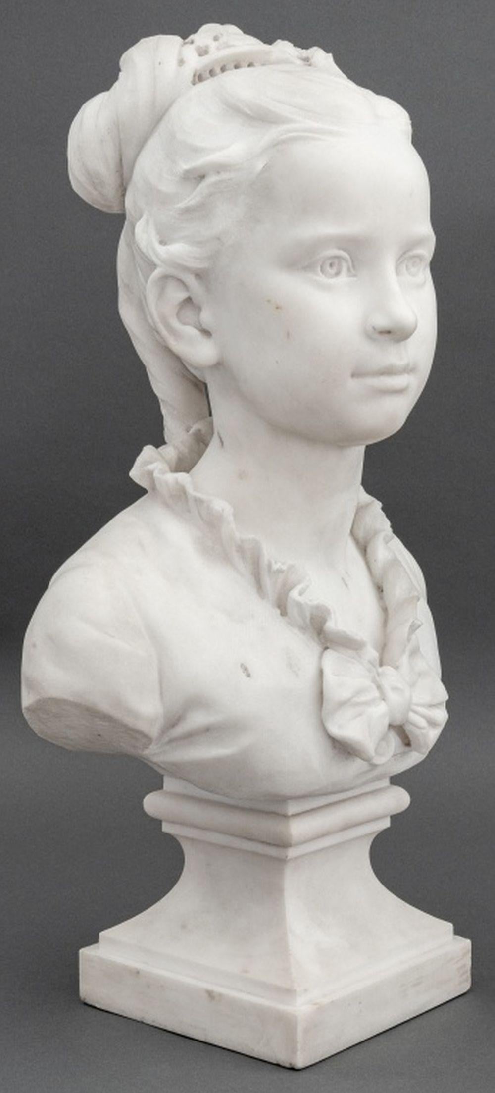 Eugène Delaplanche Buste en marbre d'une jeune fille, 1878 en vente 1