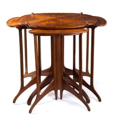 Tables gigognes "Clover" d'Euregne Gaillard