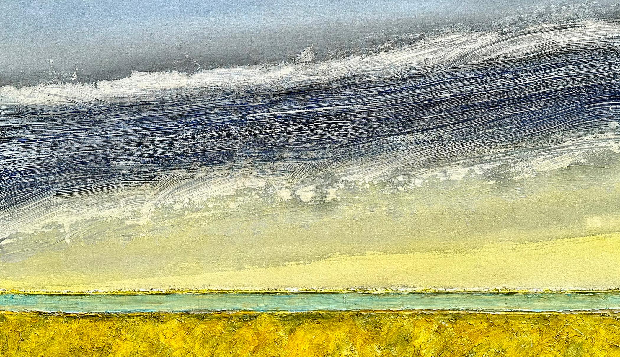 Disponible chez Madelyn Jordon Fine Art. Hurricane Light" par Eugene Healy, 2025. Huile et techniques mixtes sur toile, 22 x 38 in. Cette peinture de paysage présente un paysage marin abstrait avec la terre, la mer et le ciel.  Les couleurs sont le
