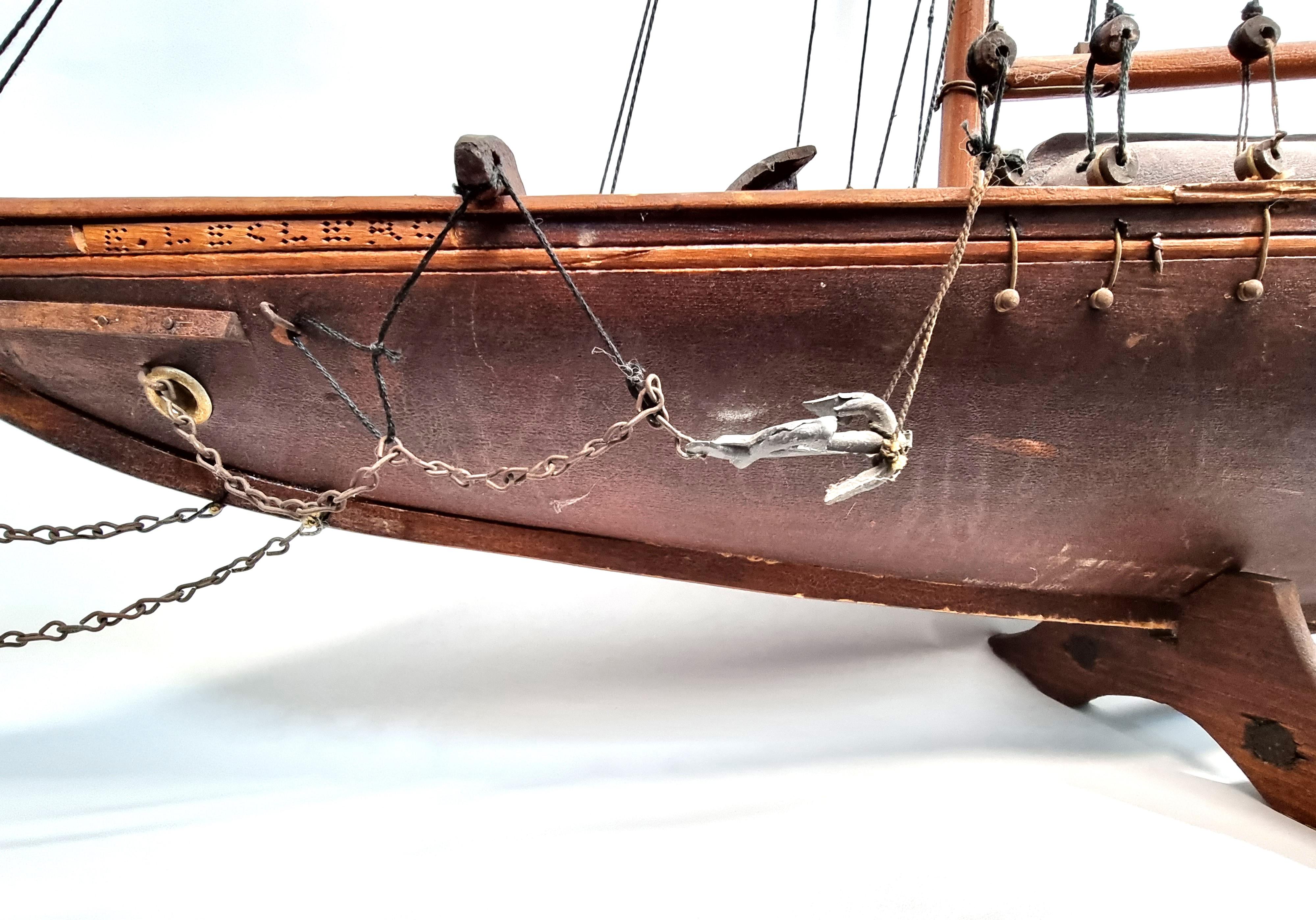 Country Eugene Leclerc Bluenose Ship Model Canadian (1885-1968) For Sale