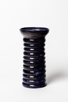 Eugene Lion Modernistische art-déco-Keramikvase in Dunkelblau, 27 cm, Töpferwaren, Eugene Lion, 1930