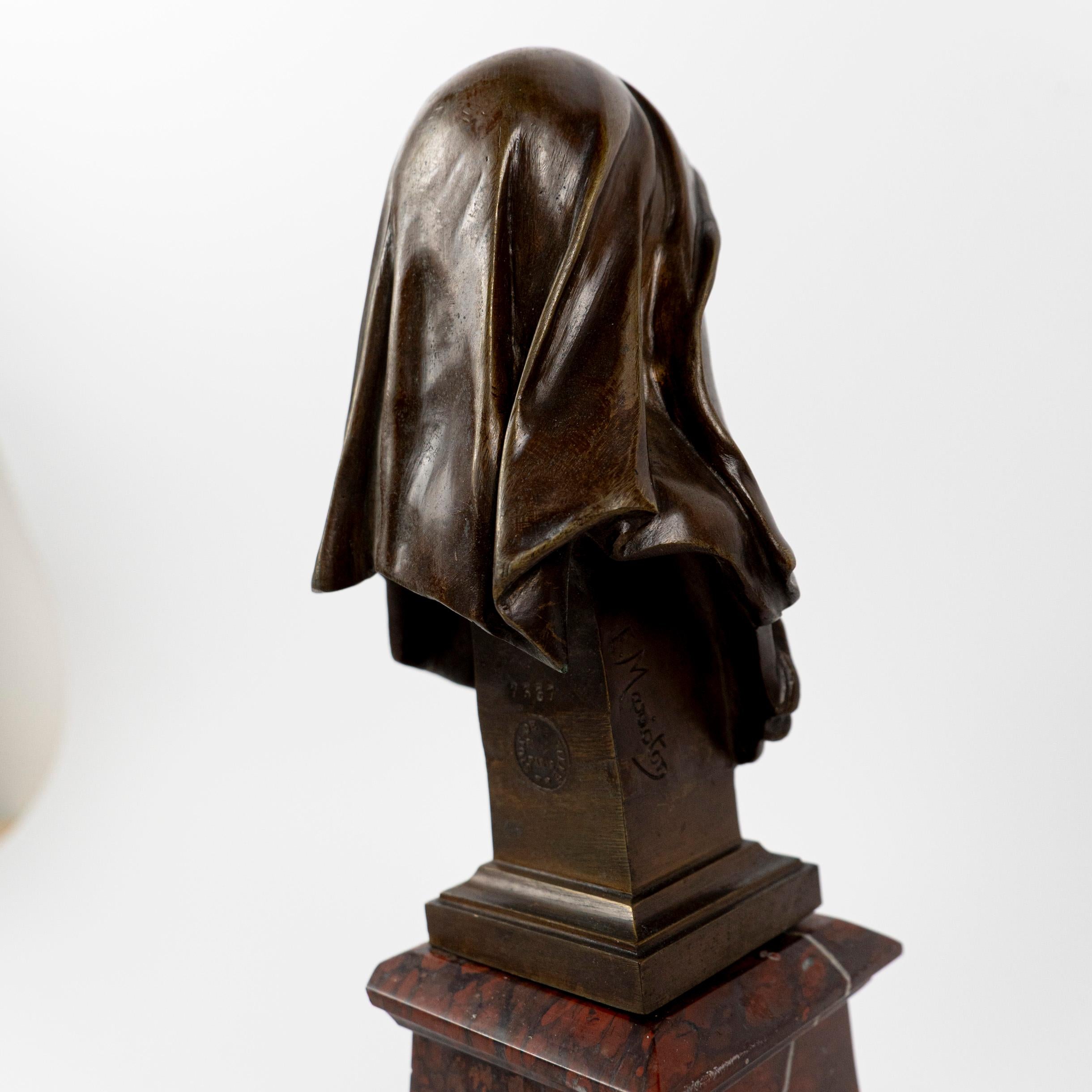 Eugène Marioton (1854-1933) Bustes du Christ et de Marie en vente 7