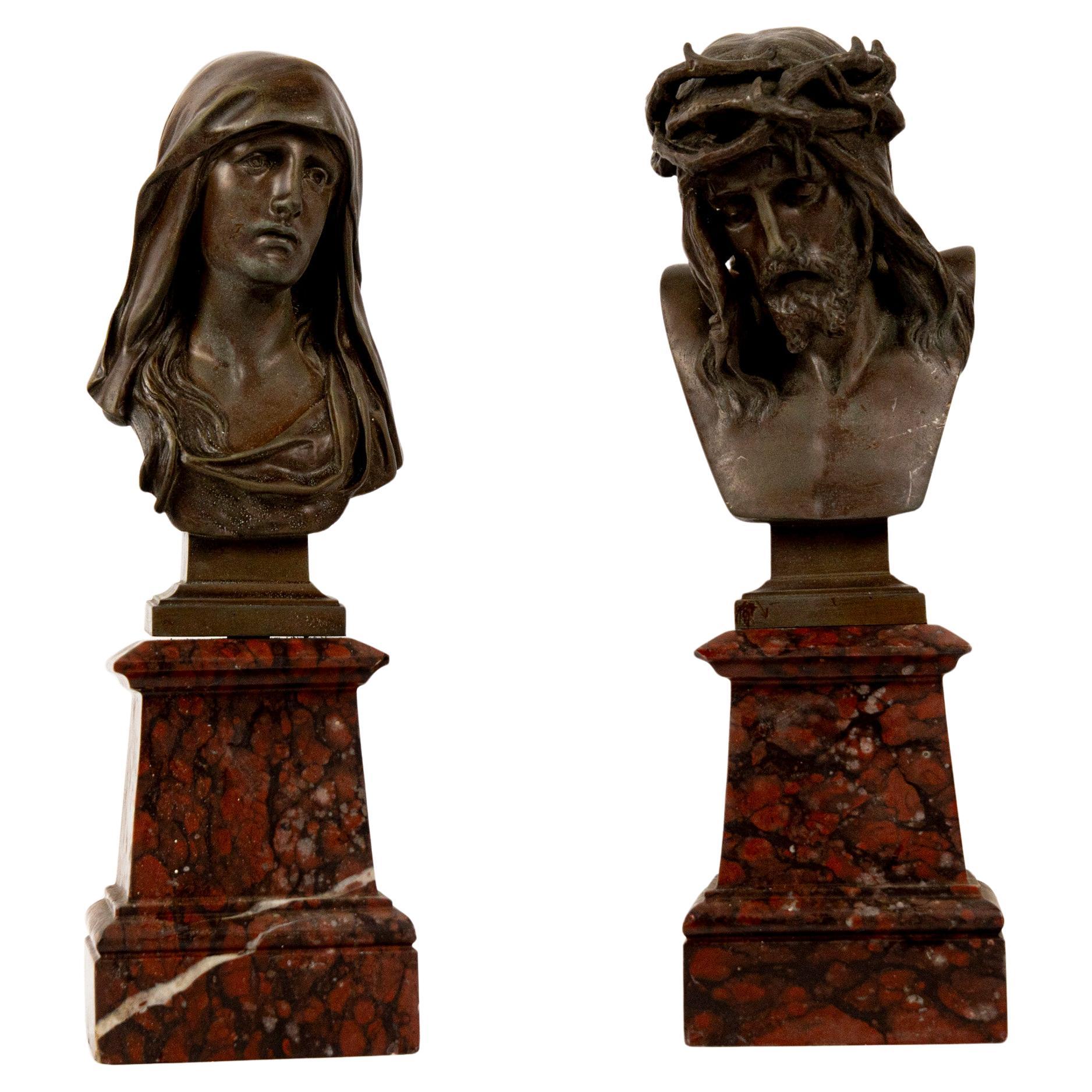 Eugène Marioton (1854-1933) Bustes du Christ et de Marie en vente