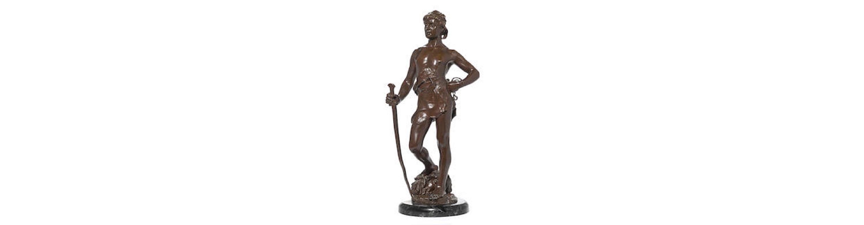 sculpture david et goliath