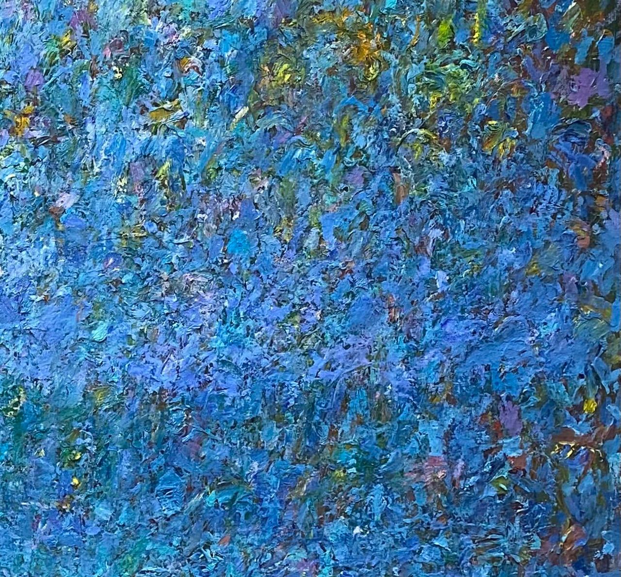 Des fleurs florissantes soufflant dans le vent rencontrent une ride dans le temps qui ajoute calme et relaxation à ce paysage expressionniste abstrait contemporain exquis.   Les empâtements impressionnistes ajoutent de la profondeur et un mouvement