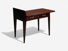 Eugene Printz, Französischer Art Deco, Mahagoni, seltener asymmetrischer Schreibtisch, Frankreich, um 1925