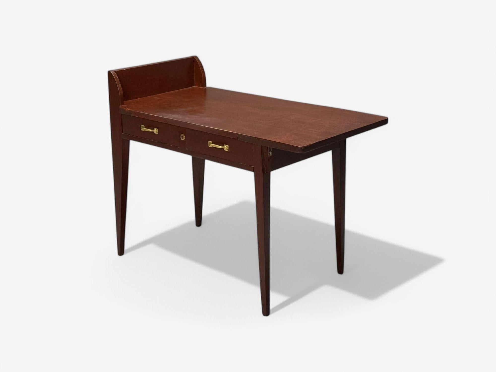 Eugene Printz, Französischer Art Deco, Mahagoni, seltener asymmetrischer Schreibtisch, Frankreich, um 1925 im Zustand „Gut“ im Angebot in Manhasset, NY