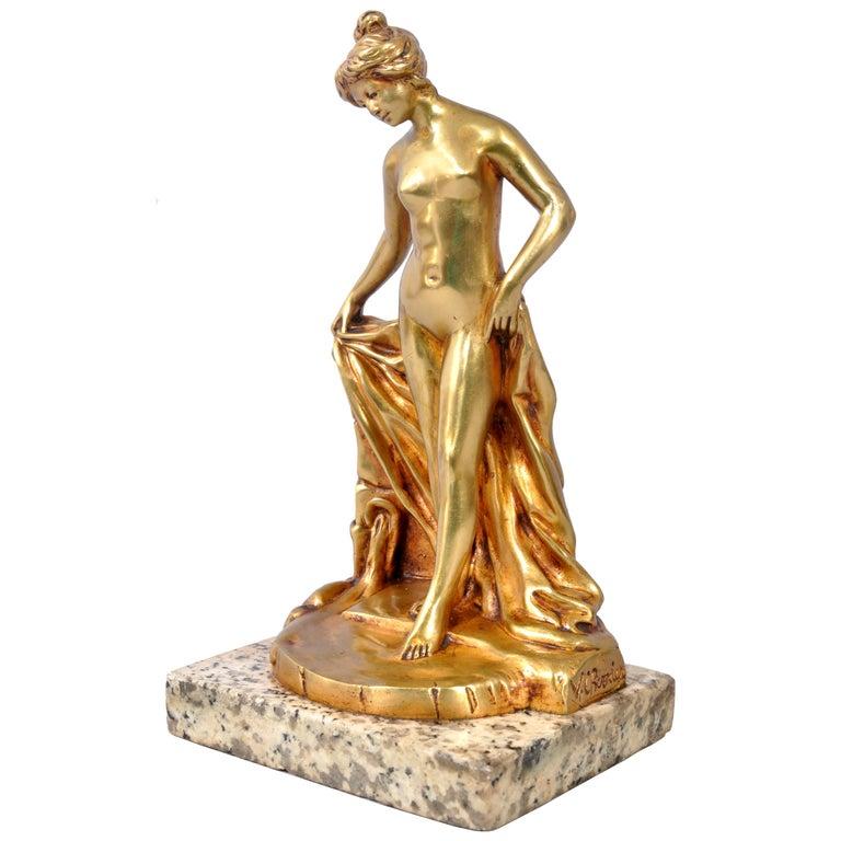 Antique French Art Nouveau Escultura estatua de bronce dorado Mujer desnuda Bañista 1895 - Sculpture de Eugene-Victor Cherrier