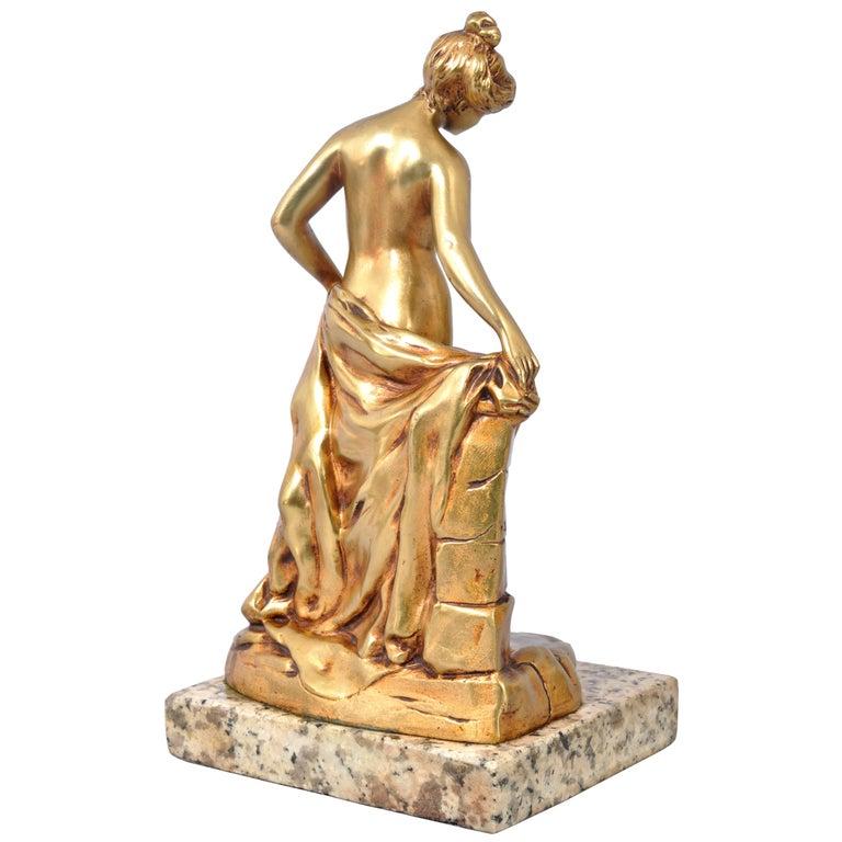 Antique French Art Nouveau Escultura estatua de bronce dorado Mujer desnuda Bañista 1895 2