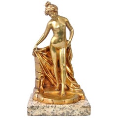Antique French Art Nouveau Escultura estatua de bronce dorado Mujer desnuda Bañista 1895