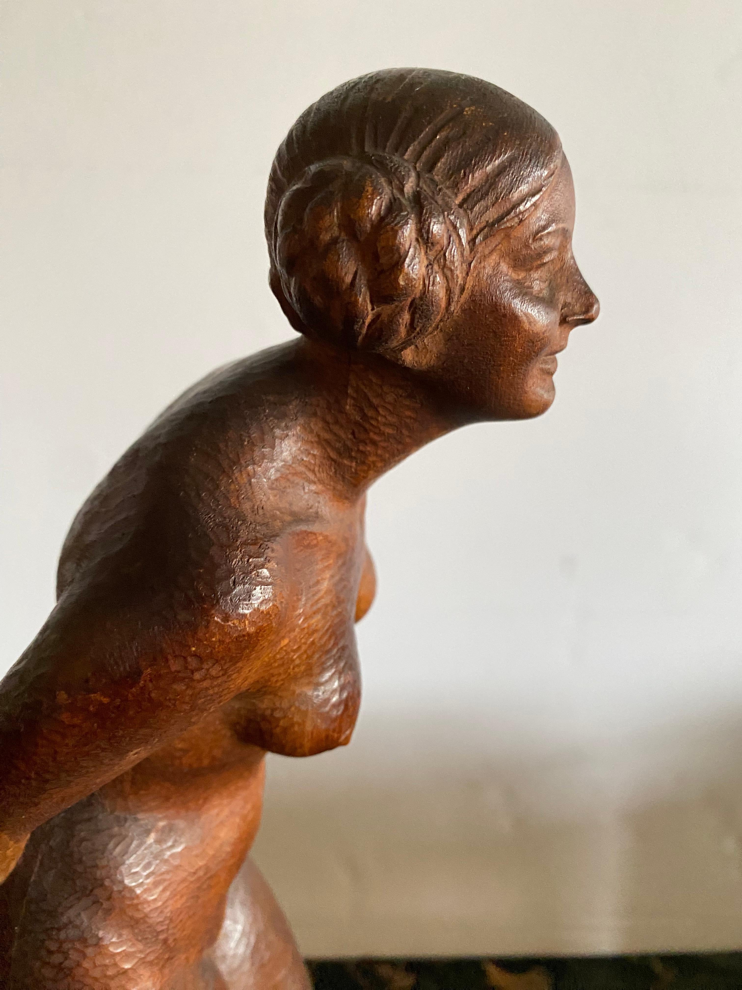 Nudo in piedi - Nude Sculpture Marrone di Eugene Wagner