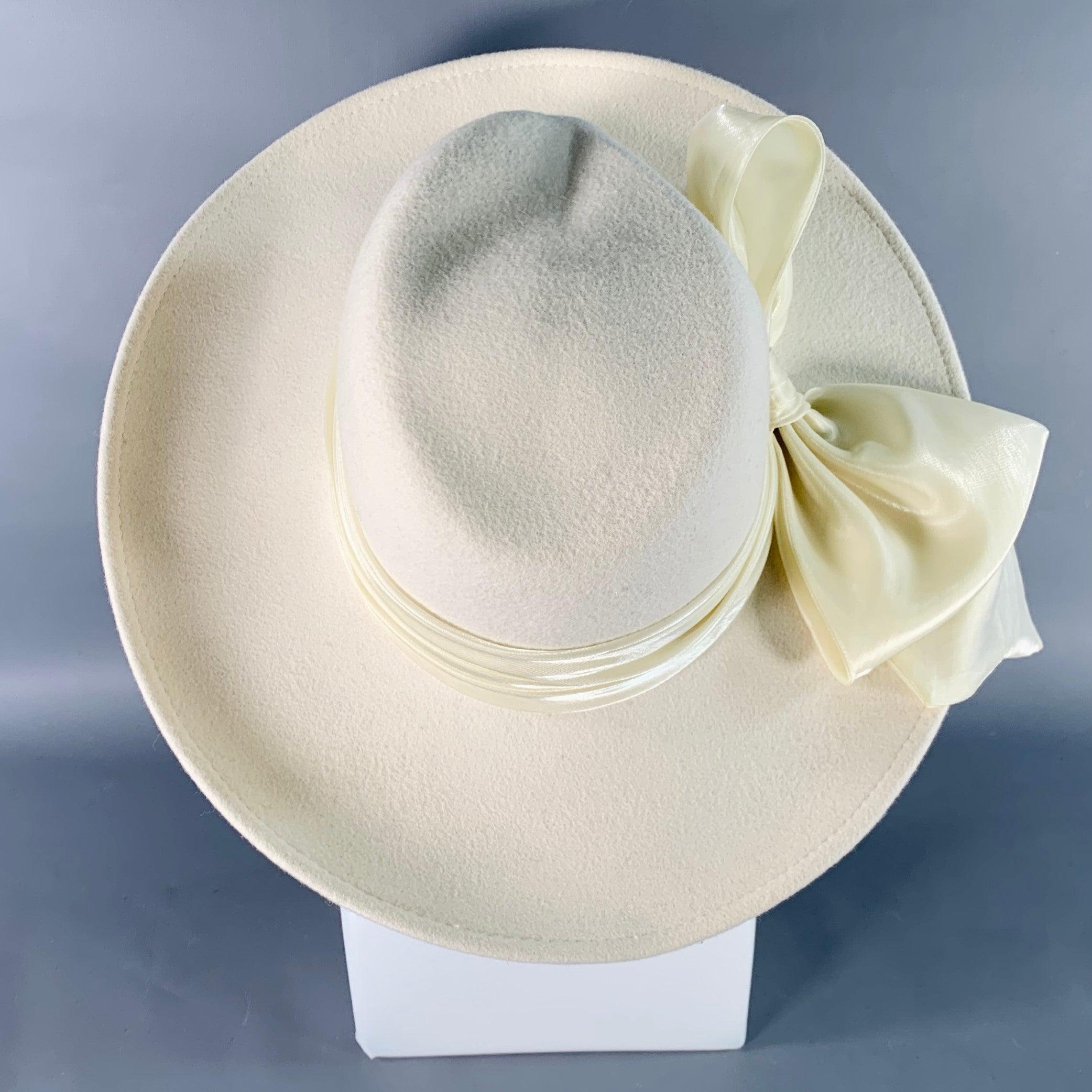 EUGENIA KIM One Size White Wool Felt Bow Trim Fedora Hat For Sale 1