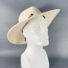 Eugenia Kim Chapeau Fedora taille unique en feutre de laine blanche à large bord bordé de chaînes