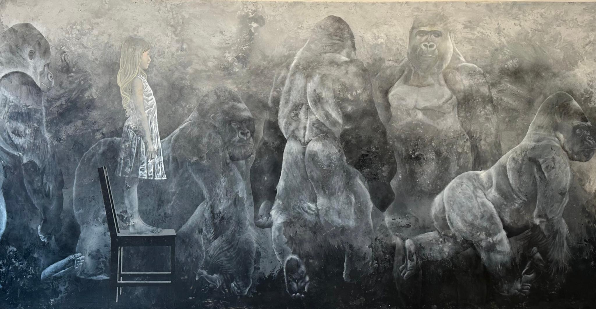 Eugenio Cuttica Animal Painting - Luna and the Gorillas
