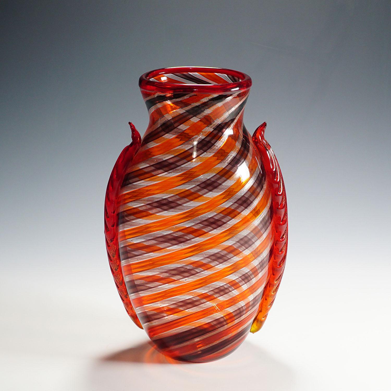 Mid-Century Modern Eugenio Ferro, Vase « A Spirale » de Murano, 2009 en vente