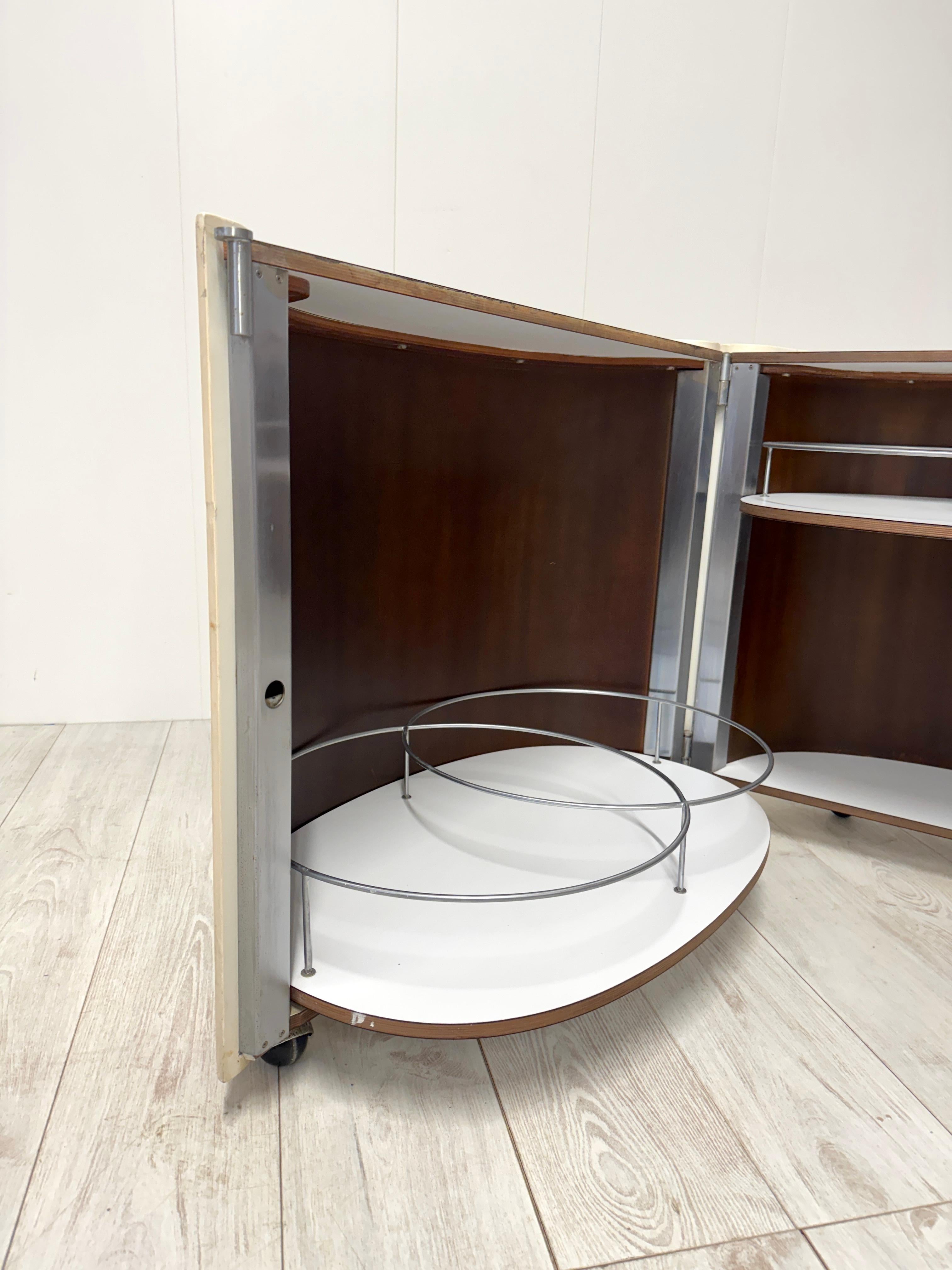 Eugenio Gerli, Carrello bar mod. B106, prod. Tecno, 1966 For Sale 5