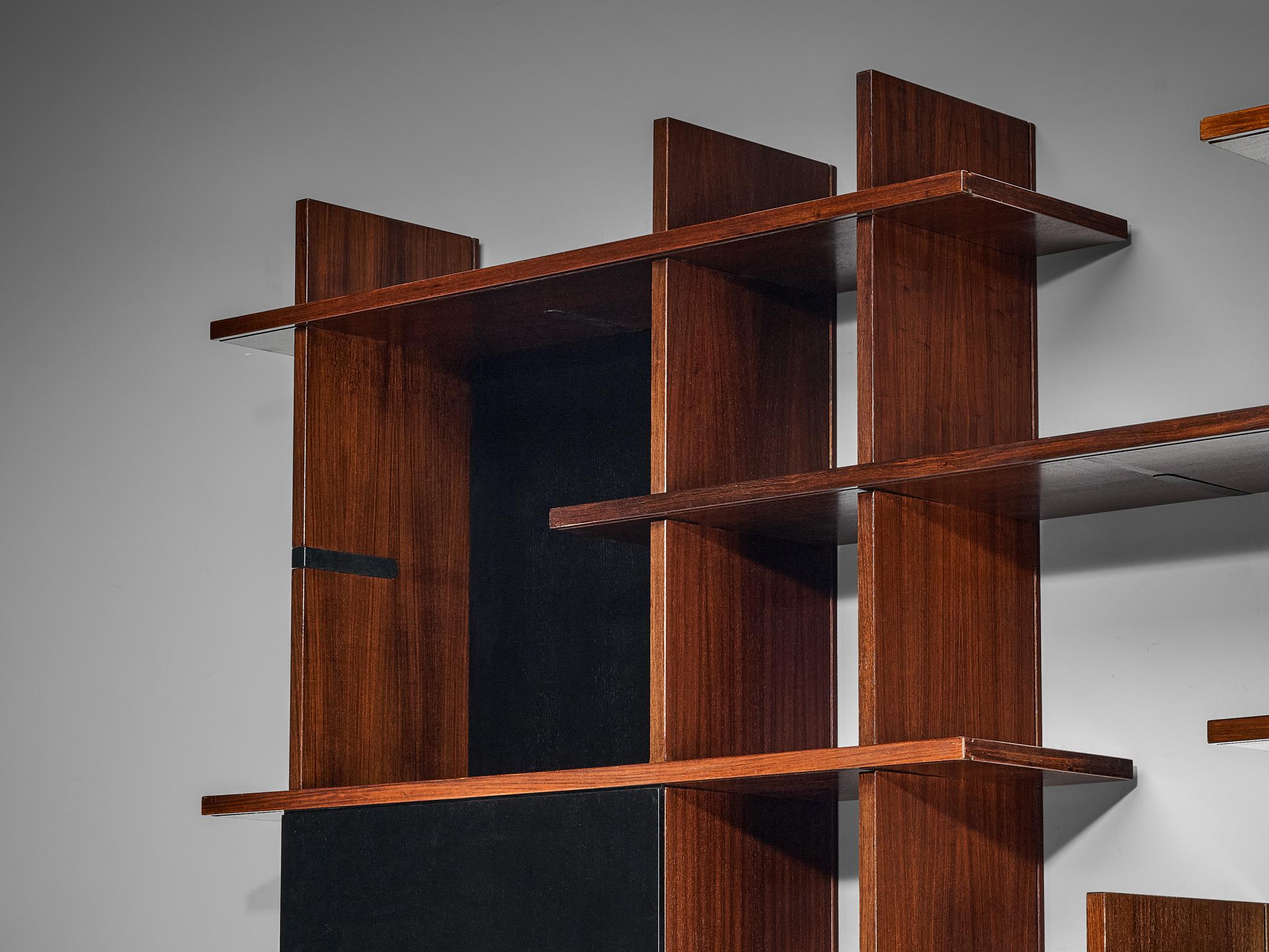 Eugenio Gerli for Tecno 'Domino' Bookcase  In Good Condition For Sale In Waalwijk, NL